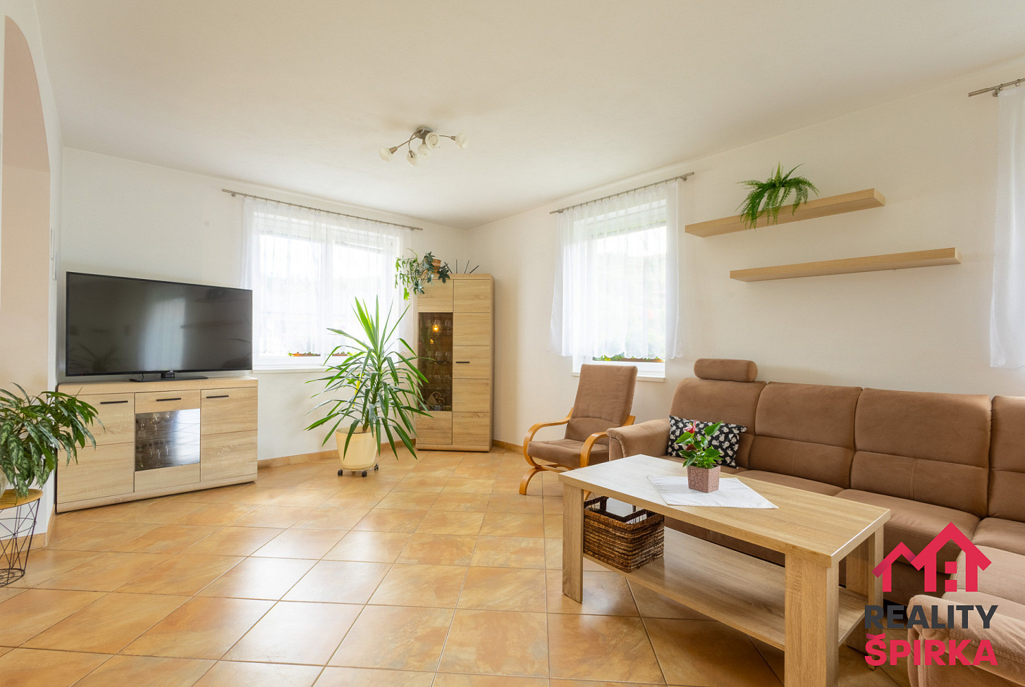 Prodej domu 195 m² s pozemkem 1 219 m² – fotografie 5