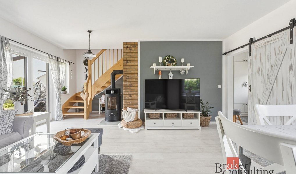 Prodej domu 118 m² s pozemkem 812 m², Dobroměřice – náhled fotky 5