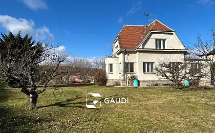 Pronájem domu 130 m² s pozemkem 1 100 m², Praha 5 - Radotín