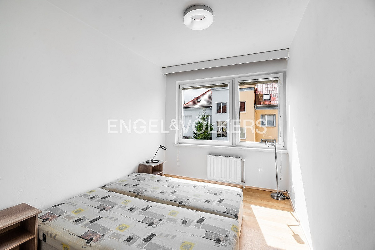 Pronájem bytu 4+kk 82 m² — photo 5