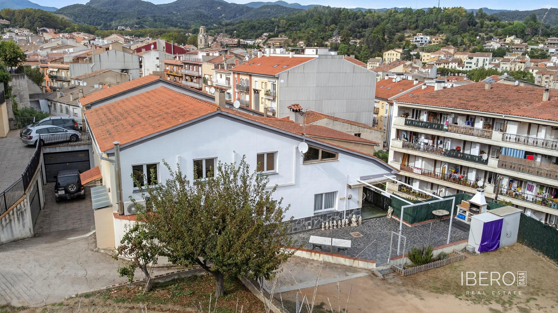 Prodej domu 884 m² s pozemkem 736 m² — photo 2