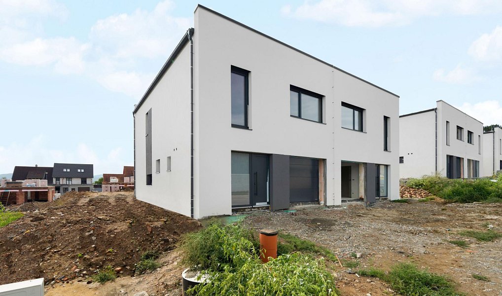 Prodej domu 162 m² s pozemkem 464 m², Ivančice – náhled fotky 2