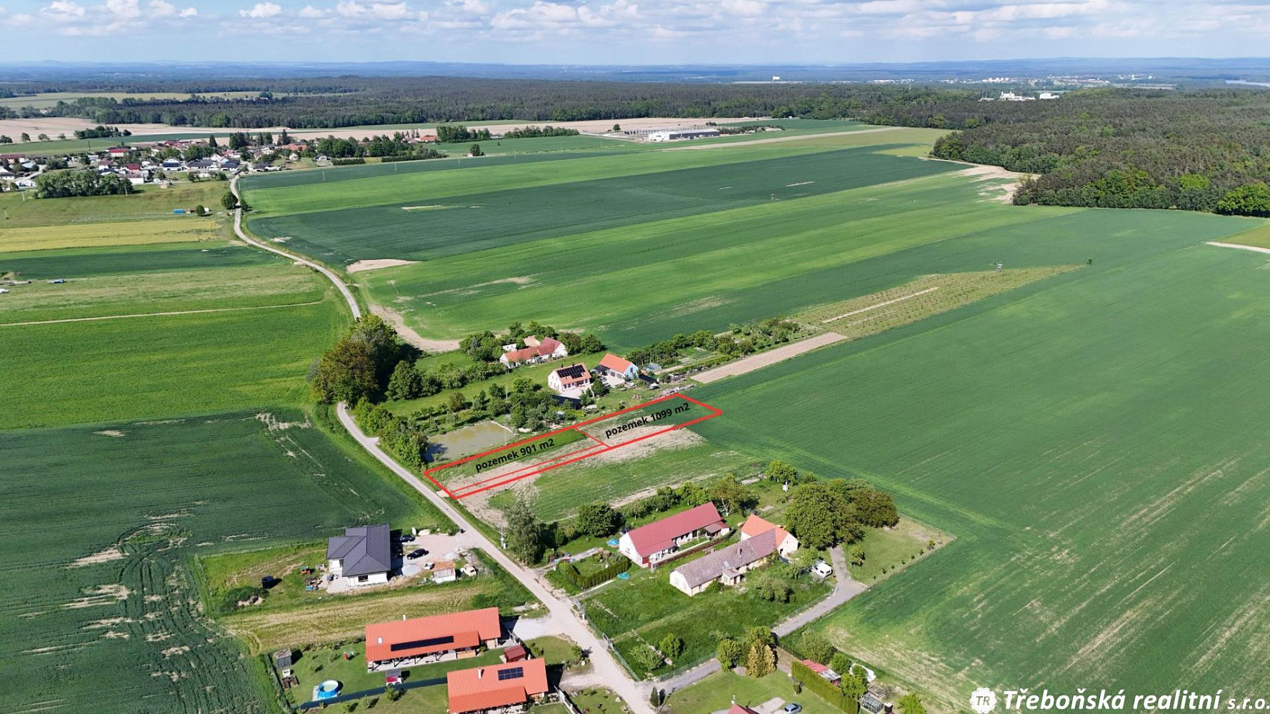 Prodej stavebního pozemku 901 m² – fotografie 3