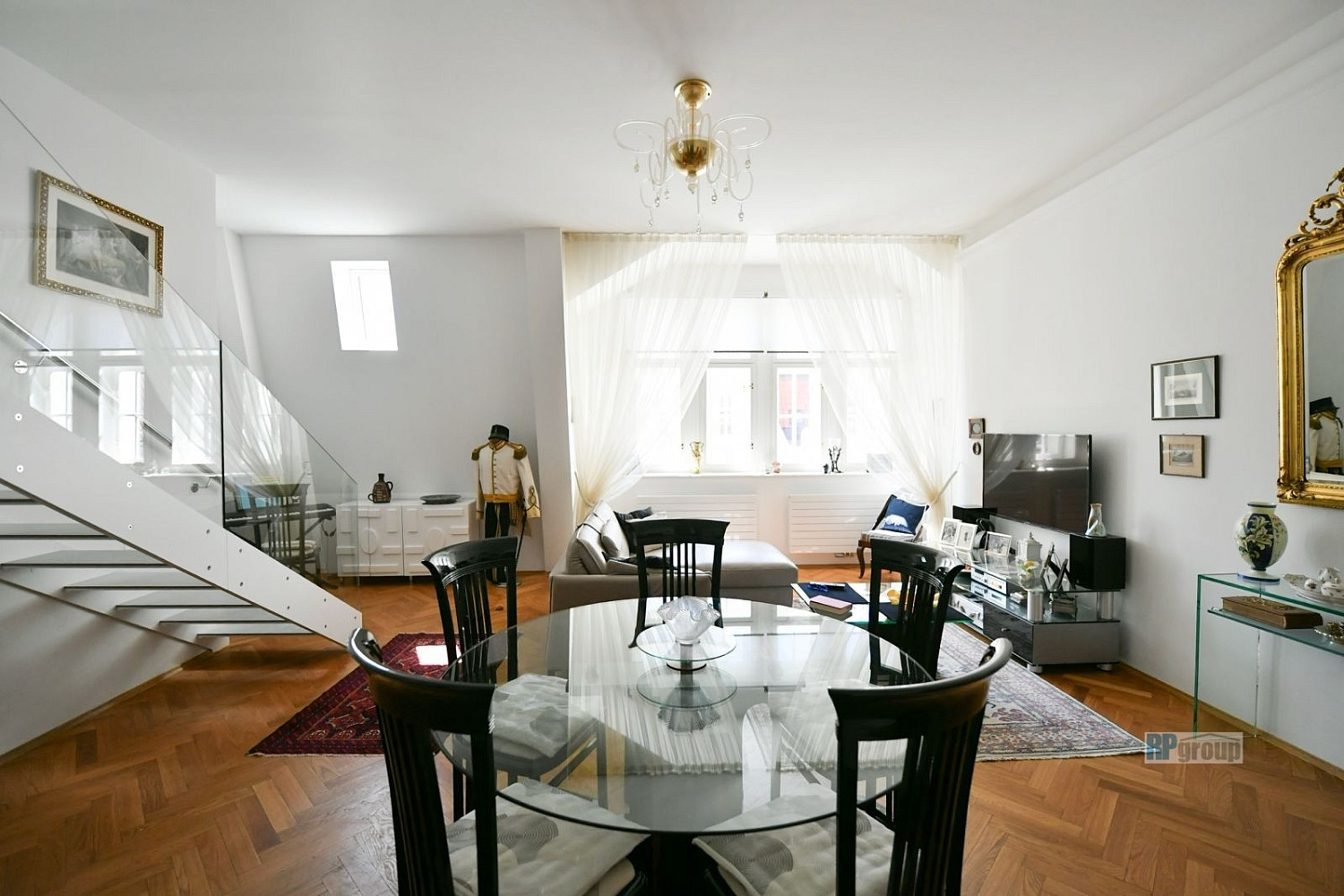 Prodej bytu atypického 108 m² – fotografie 2