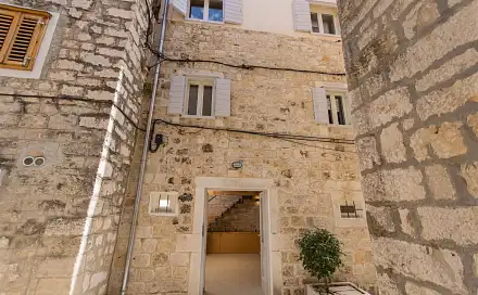 Prodej domu 128 m² s pozemkem 32 m², Trogir, Splitsko-dalmatinska zupanija, Chorvatsko