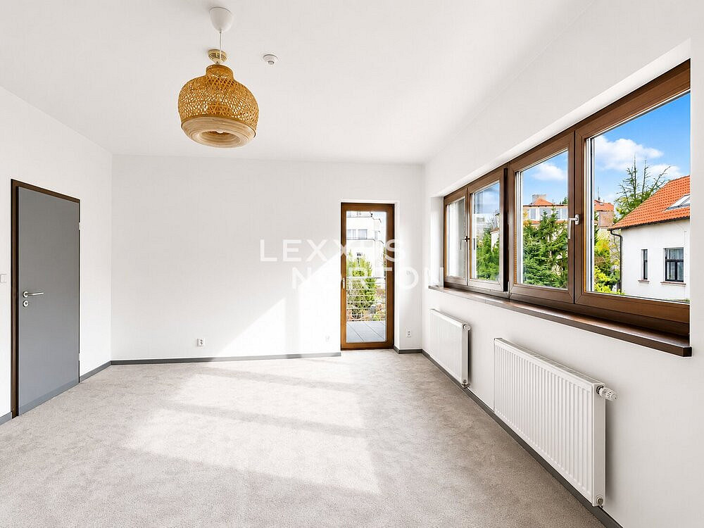 Pronájem bytu 3+1 155 m² – fotografie 4
