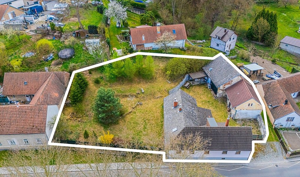 Prodej domu 363 m² s pozemkem 1 345 m², Kamýk nad Vltavou – náhled fotky 8