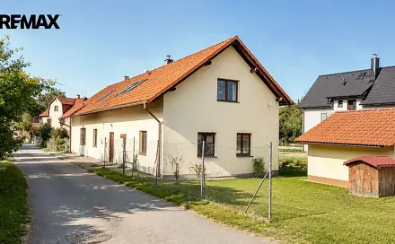 Prodej domu 230 m² s pozemkem 260 m², Rynárec, okres Pelhřimov