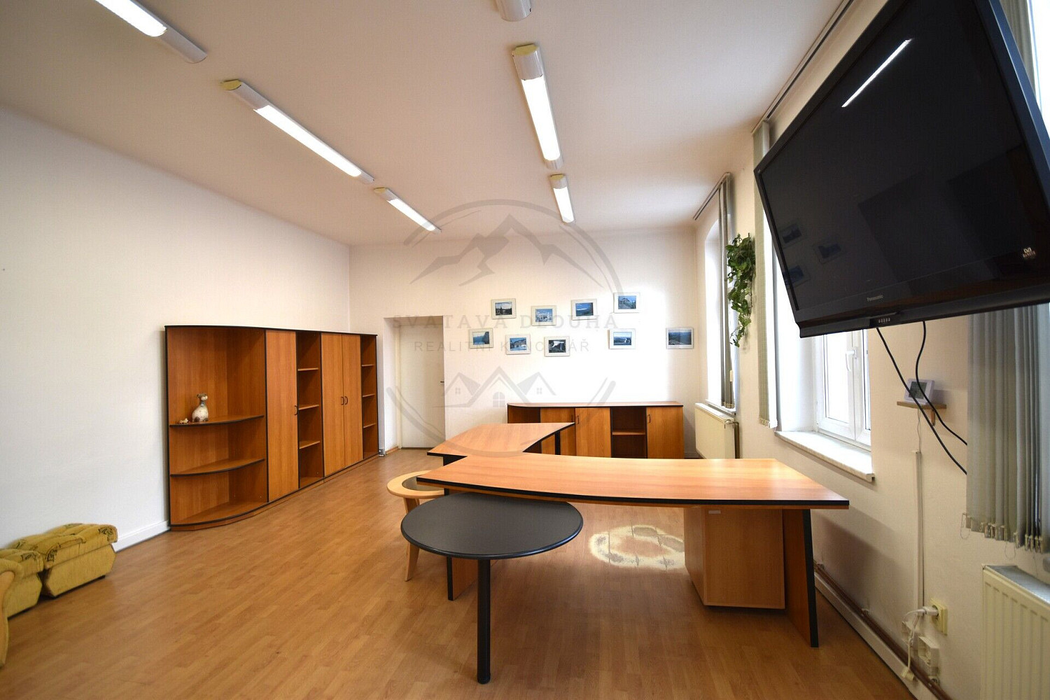 Pronájem kanceláře 81 m² – fotografie 3