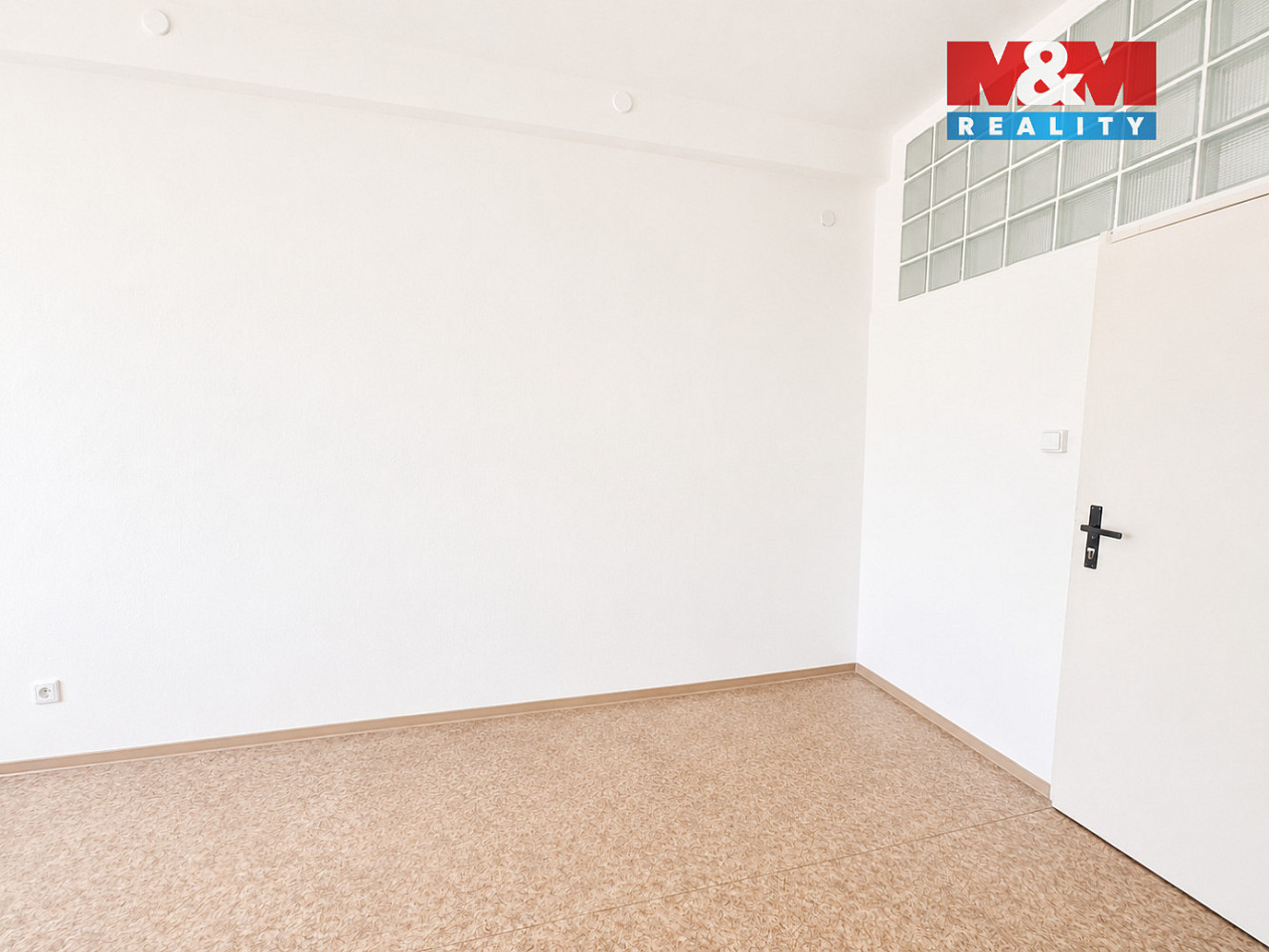 Pronájem kanceláře 67 m² – fotografie 5