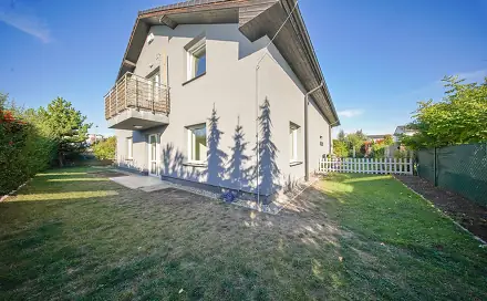 Pronájem bytu 3+kk 67 m², Ladova, Horoměřice, okres Praha-západ