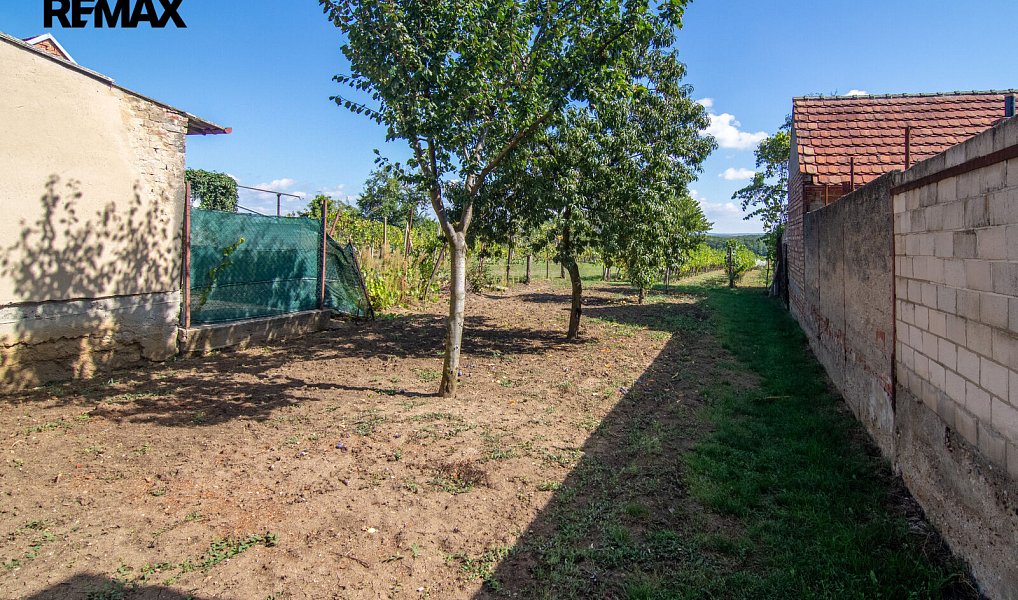 Prodej stavebního pozemku 1 623 m², Tvrdonice – náhled fotky 5