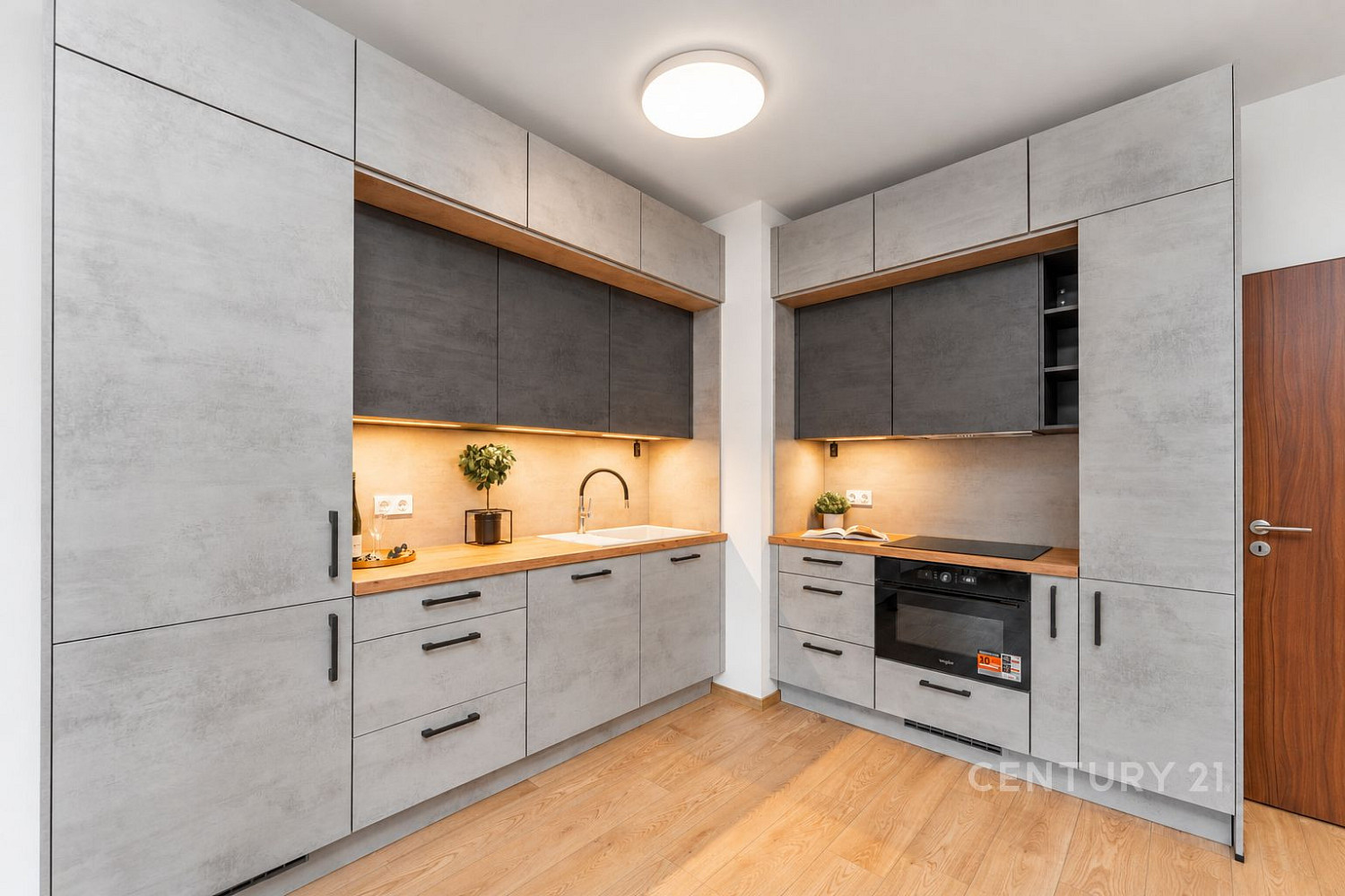 Pronájem bytu 3+kk 66 m²