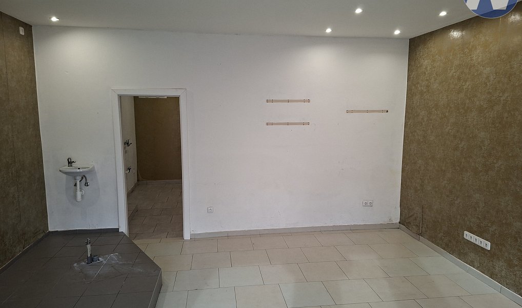 Pronájem obchodních prostor 50 m², Vlachovo Březí – náhled fotky 5