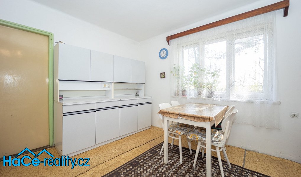Prodej domu 255 m² s pozemkem 2 456 m², Zdelov – náhled fotky 4