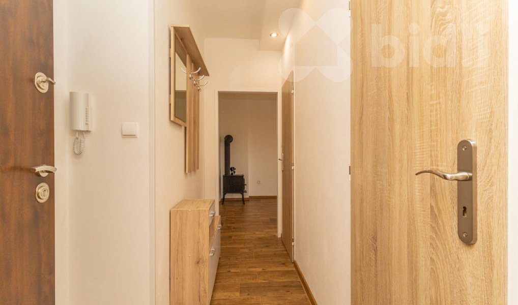 Prodej bytu 2+kk 52 m², Dešenice – náhled fotky 4
