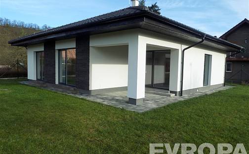 Prodej domu 106 m² s pozemkem 658 m², Na Křemelce, Sázava, okres Benešov