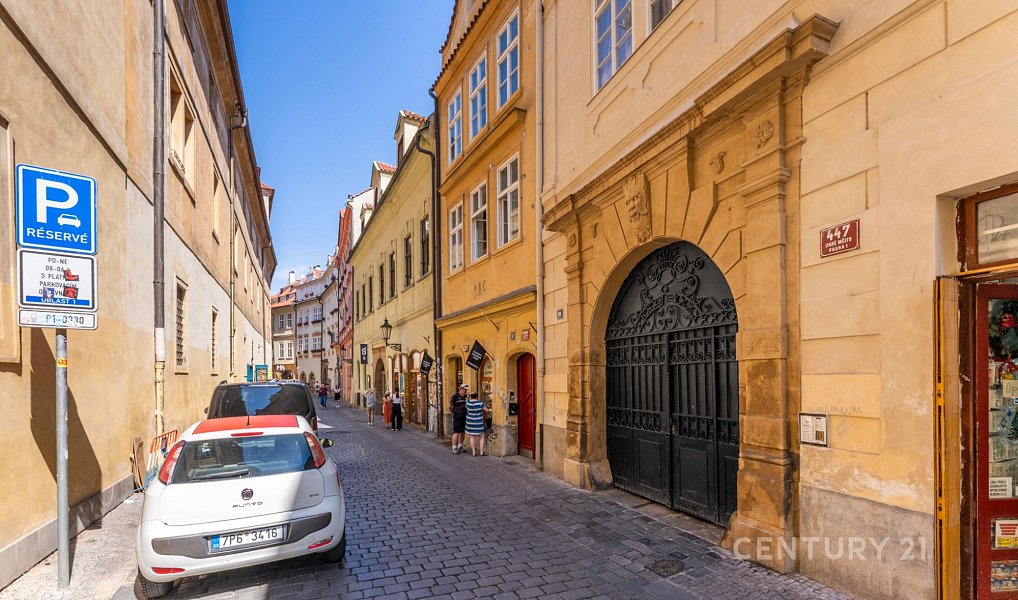 Prodej bytu 5+1 176 m², Praha – náhled fotky 24