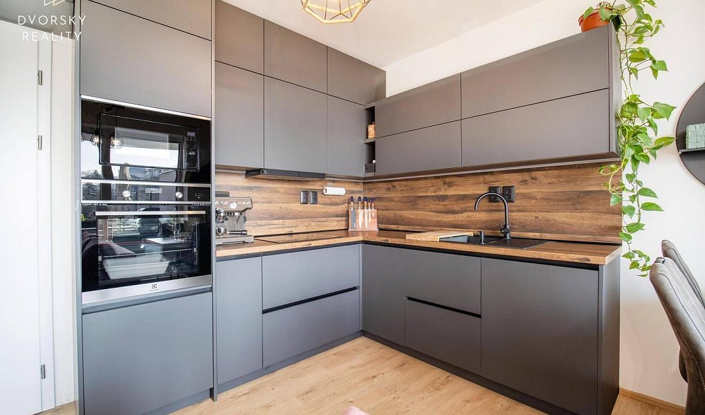 Prodej bytu 3+kk 106 m², Liberec – náhled fotky 4