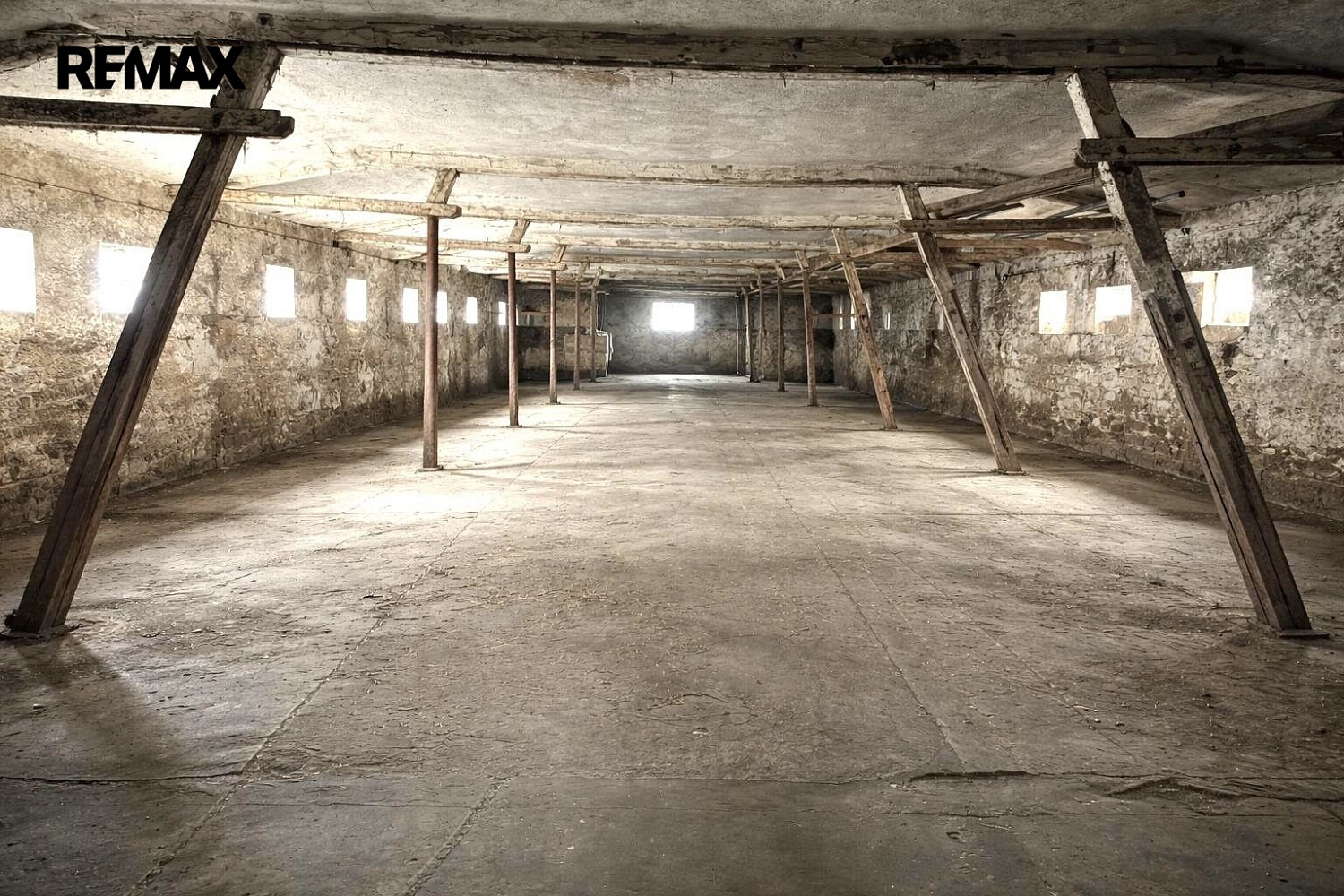 Prodej zemědělského objektu 1 200 m² – fotografie 3