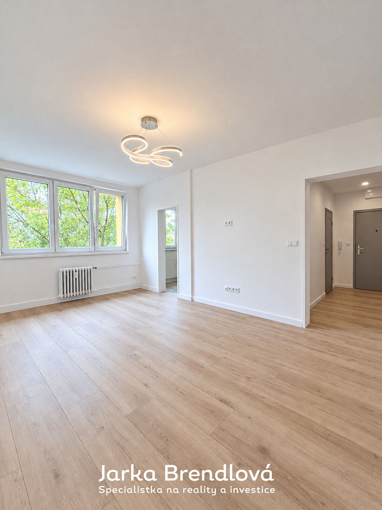 Pronájem bytu 2+kk 54 m²
