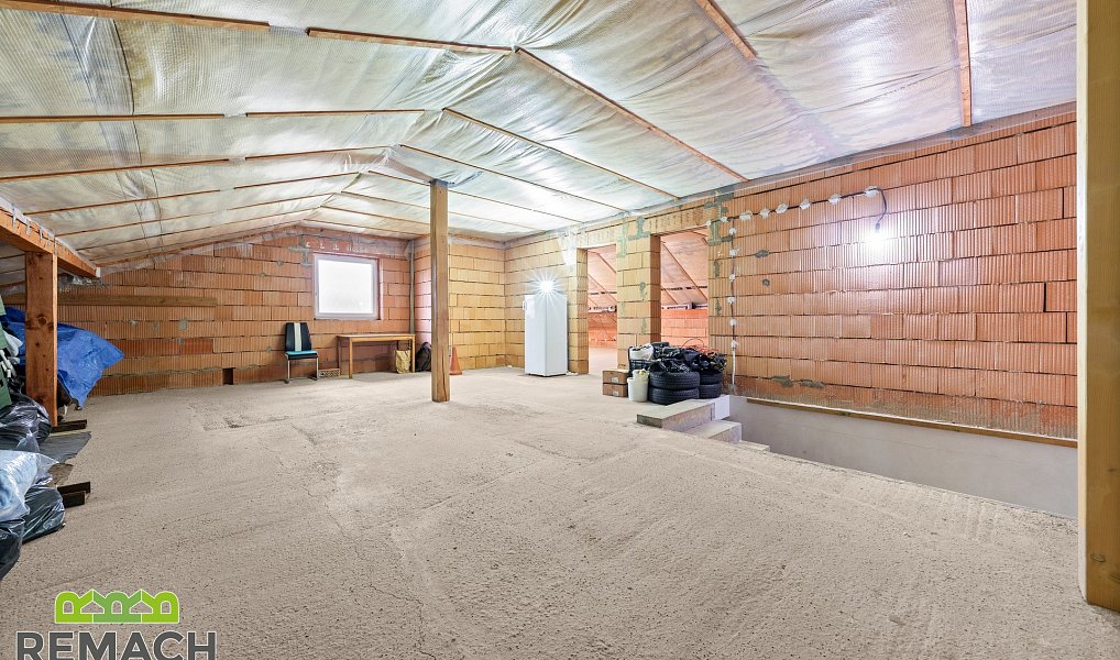 Prodej domu 244 m² s pozemkem 354 m², Ostrožská Nová Ves – náhled fotky 11