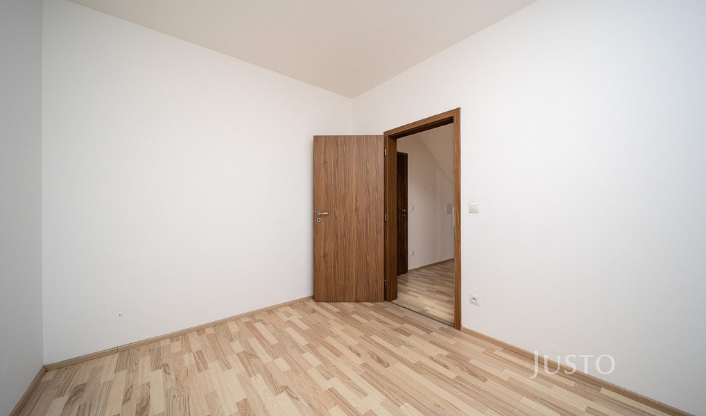 Prodej domu 141 m² s pozemkem 385 m², Třeboň – náhled fotky 13