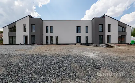 Prodej domu 179 m² s pozemkem 403 m², Kamenice, okres Praha-východ