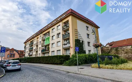 Pronájem bytu 2+kk 40 m², Na Klášteře, Beroun - Beroun-Centrum