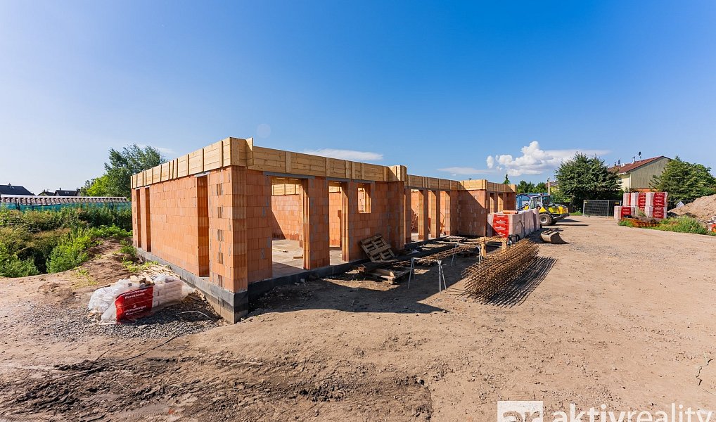 Prodej domu 87 m² s pozemkem 104 m², Obříství – náhled fotky 4