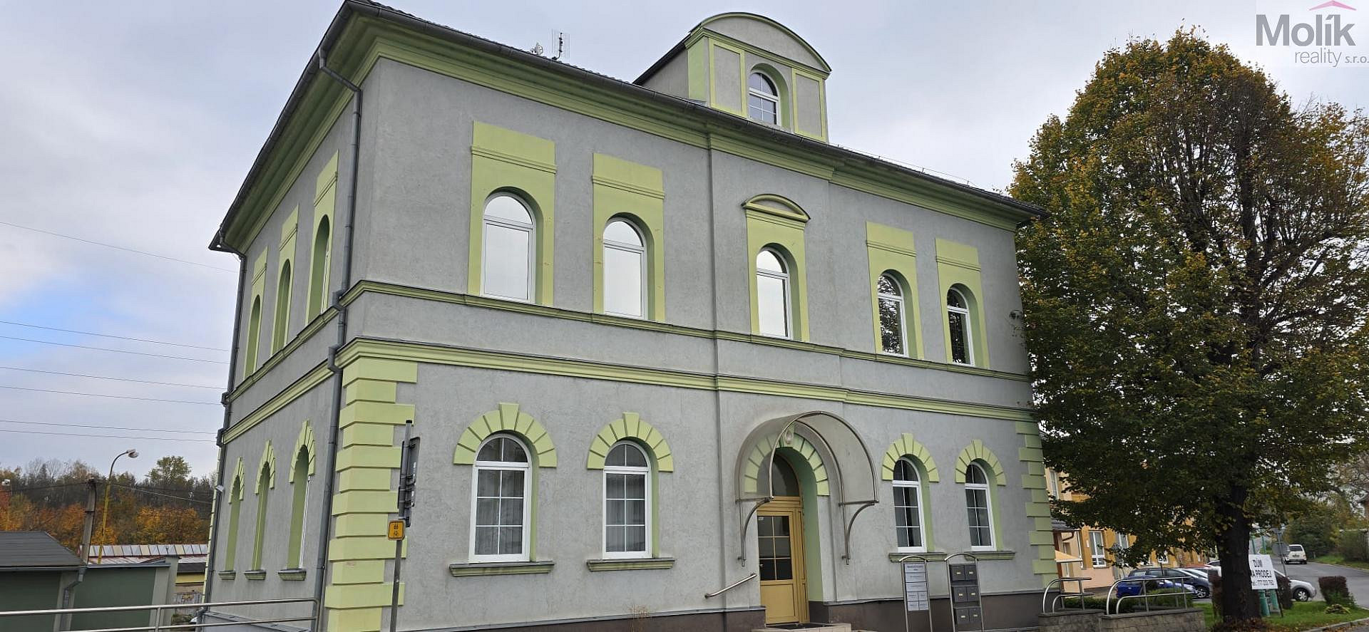 Pronájem kanceláře 140 m²