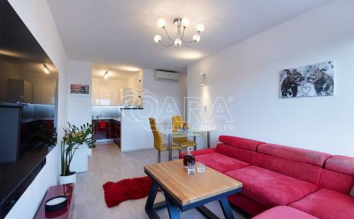 Prodej bytu 2+kk 44 m², Na Planinách, Příbram - Příbram V-Zdaboř