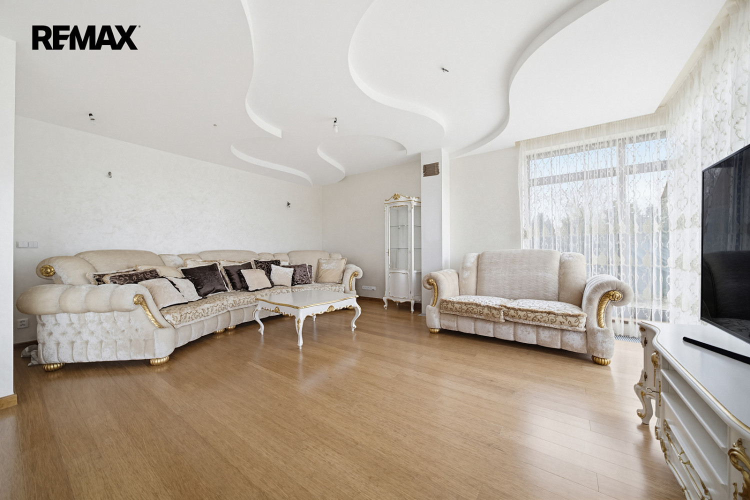 Prodej domu 363 m² s pozemkem 1 608 m² — photo 4