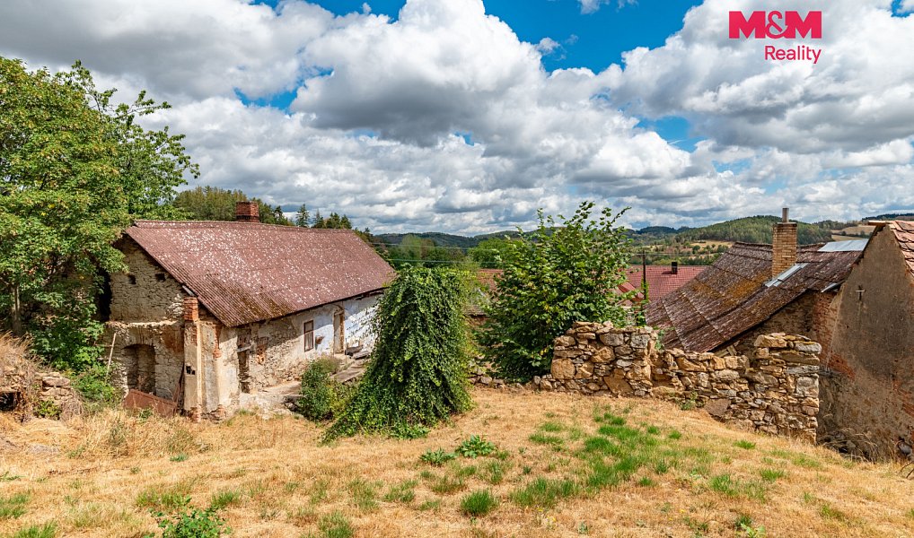Prodej stavebního pozemku 1 676 m², Strašice – náhled fotky 28