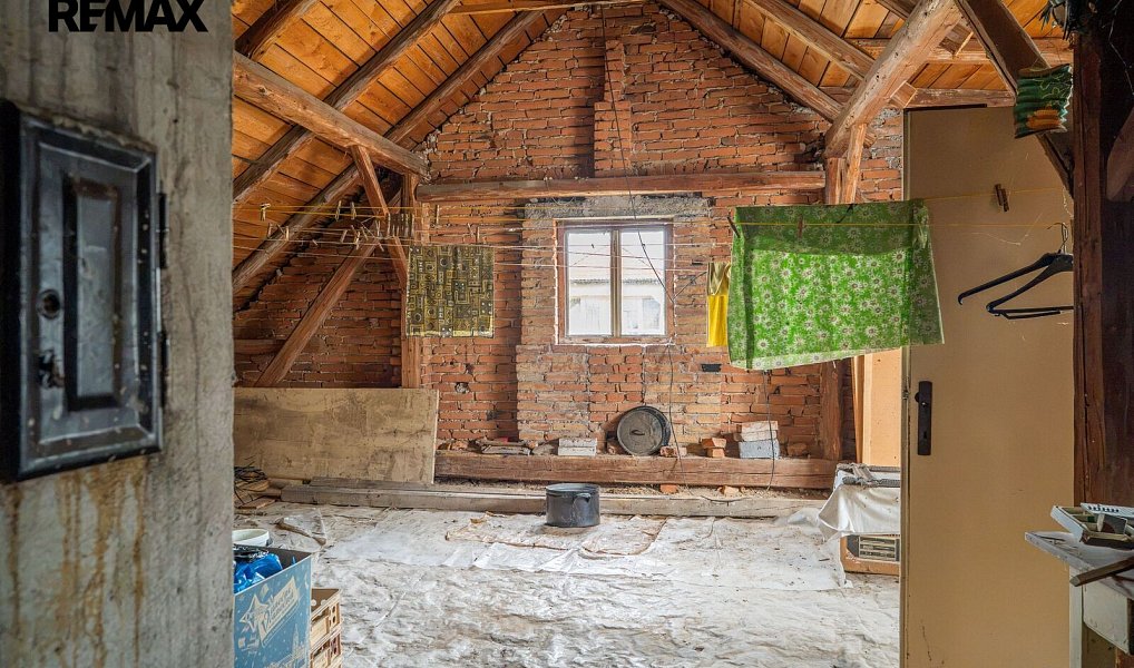 Prodej domu 120 m² s pozemkem 870 m², Brloh – náhled fotky 27