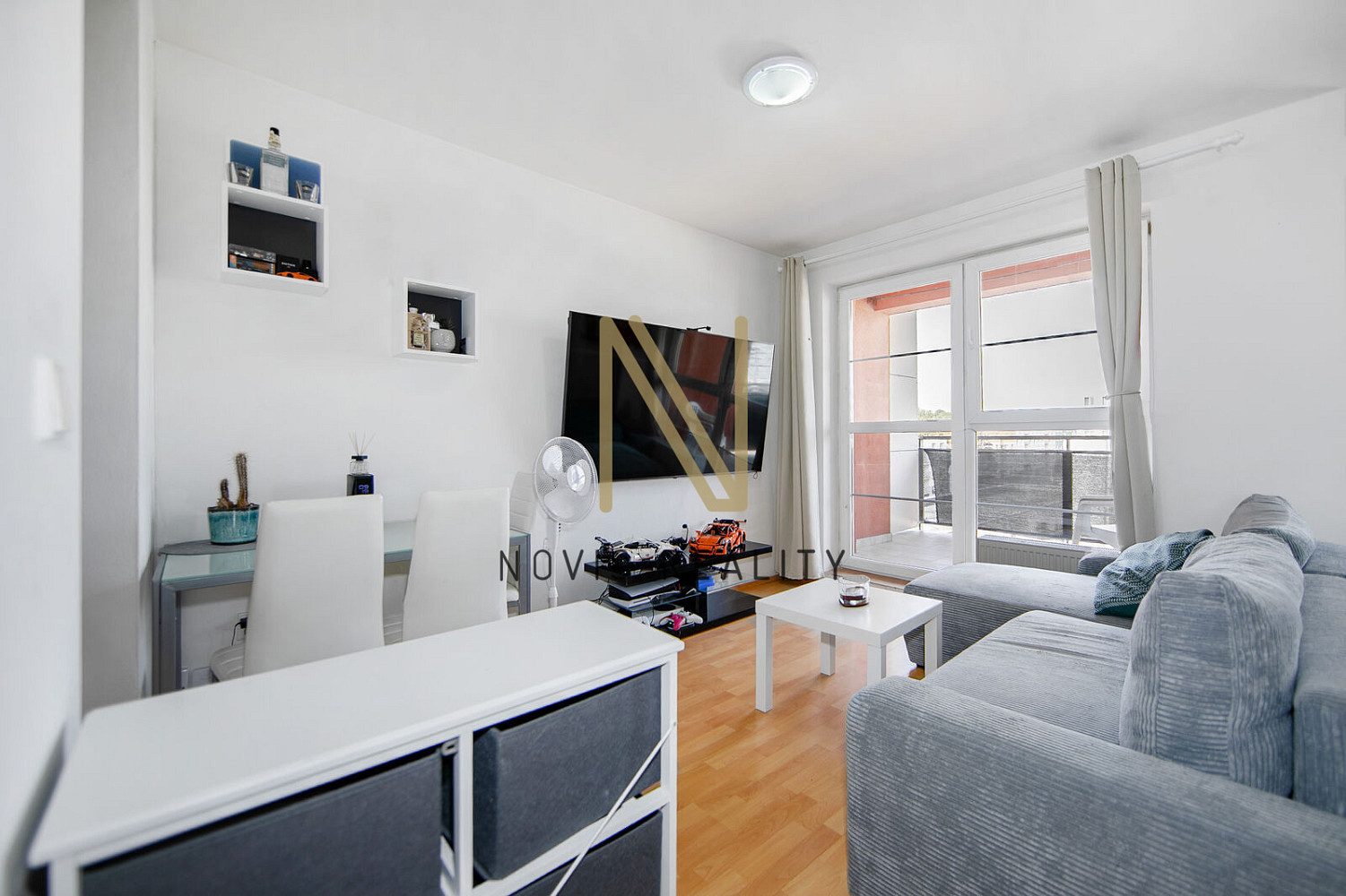 Pronájem bytu 1+kk 41 m² – fotografie 2
