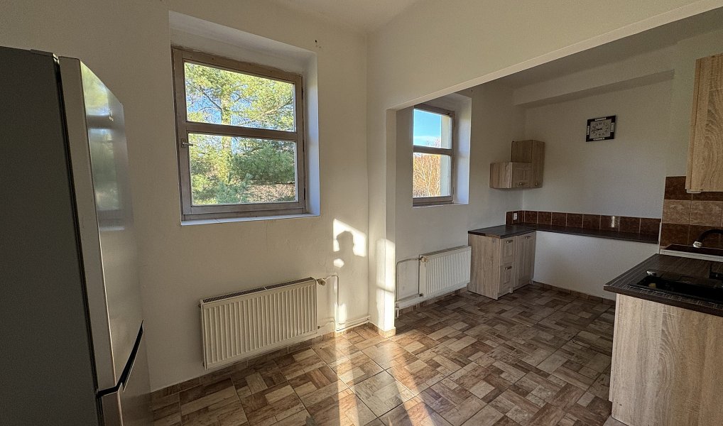 Prodej nájemního domu, činžáku 1 165 m², Šluknov – náhled fotky 12