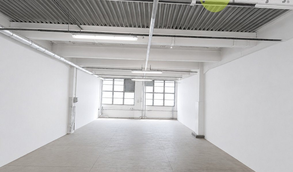 Pronájem obchodních prostor 100 m², Zlín – fotka 1 z 10