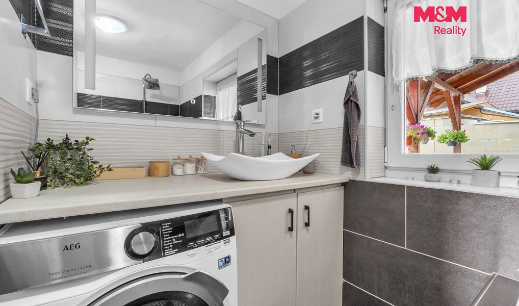 Prodej domu 105 m² s pozemkem 433 m², Rožďalovice – náhled fotky 3