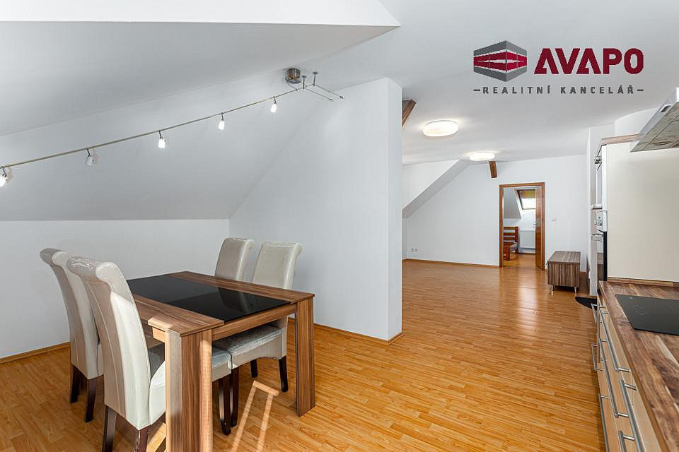 Pronájem bytu 3+1 97 m² – fotografie 5