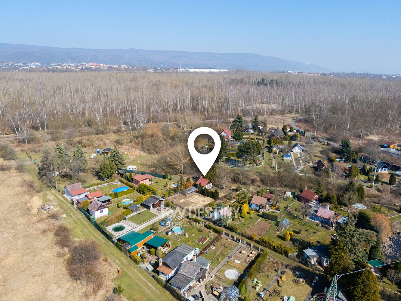 Prodej pozemky - zahrady, 307 m² - Újezdeček – další