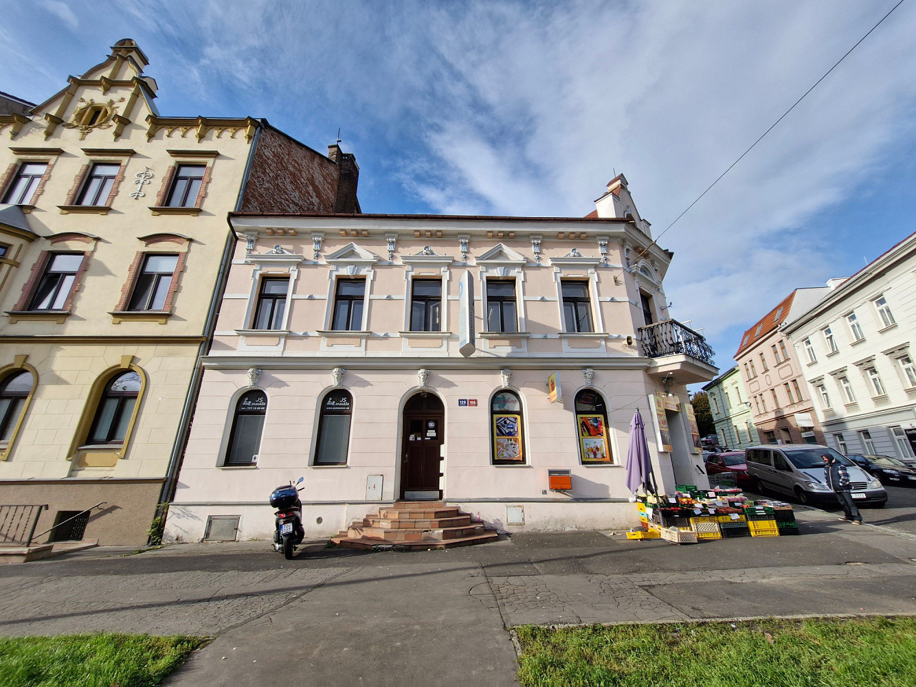 Pronájem komerčního objektu (jiného typu) 35 m²