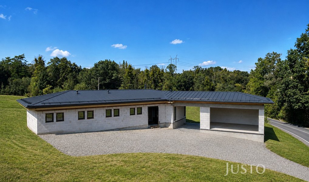 Prodej domu 207 m² s pozemkem 2 459 m², Bruzovice – fotka 1 z 29