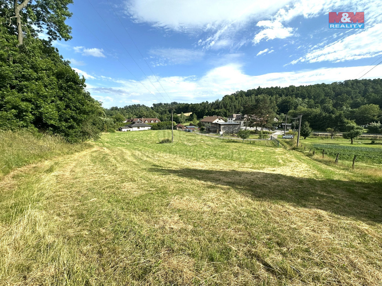 Prodej stavebního pozemku 5 499 m²