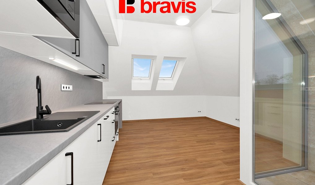 Pronájem bytu 4+kk 89 m², Rosice – náhled fotky 11