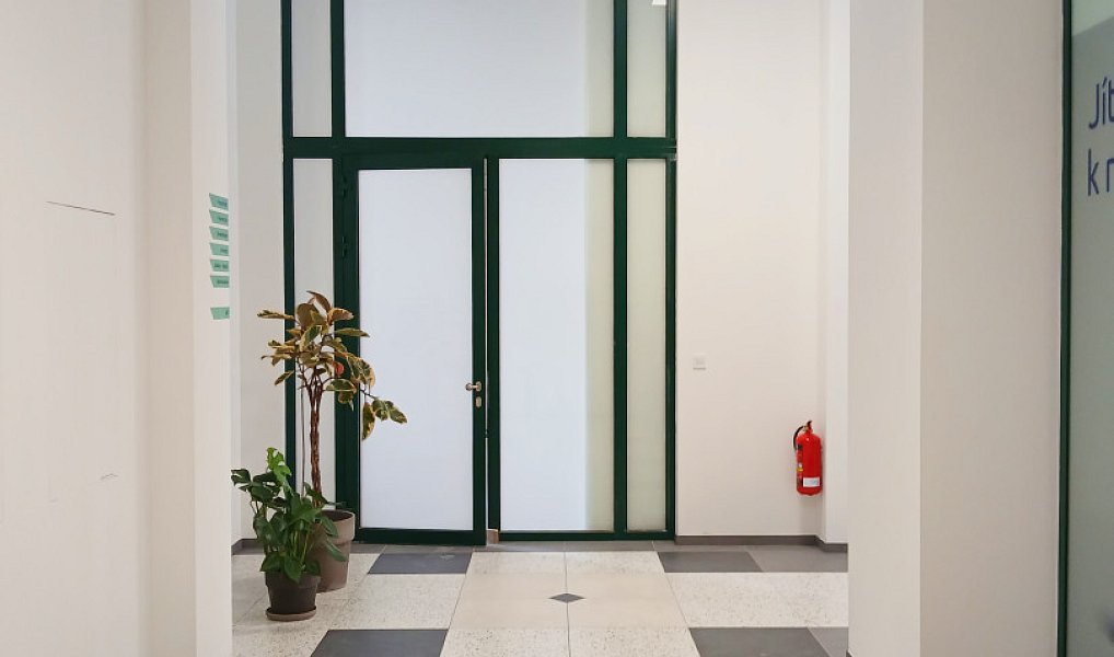 Prodej obchodních prostor 20 m², Opava – náhled fotky 23