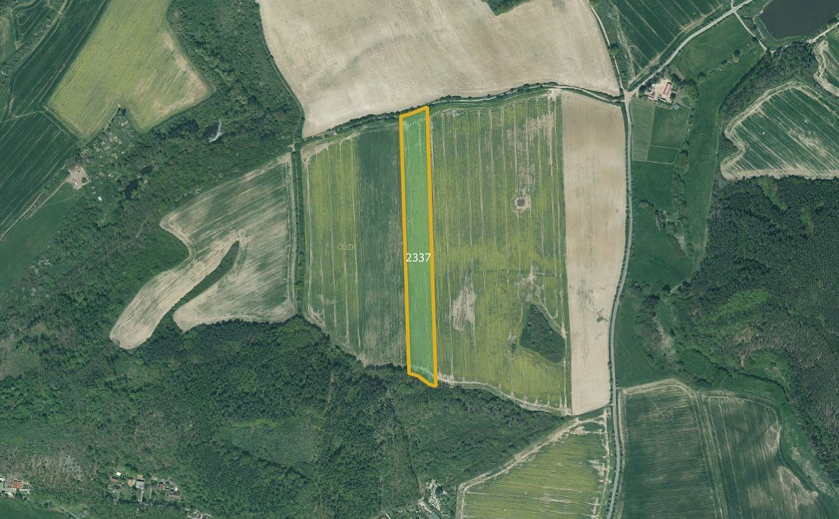 Prodej pole 14 498 m²