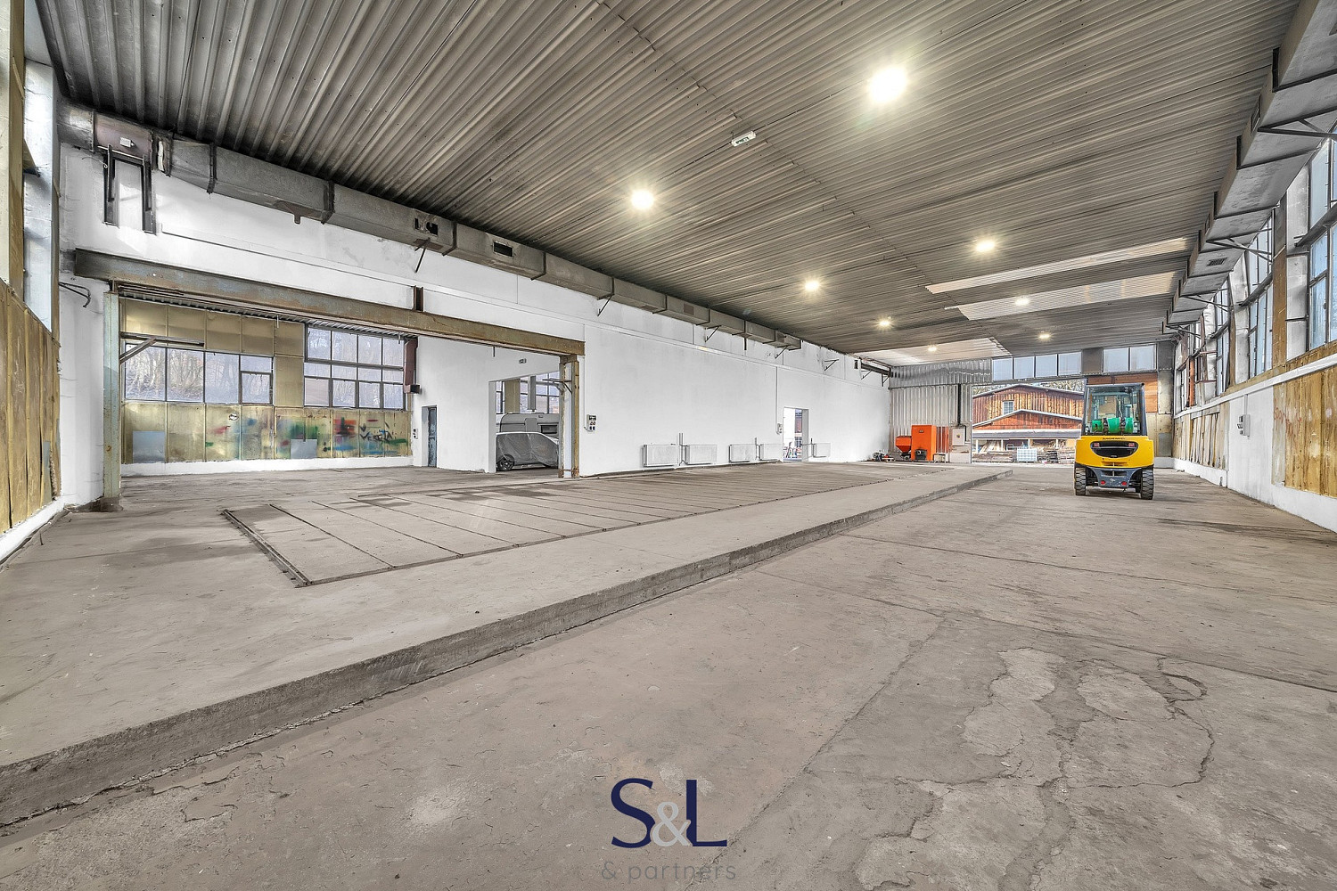 Prodej výrobních prostor 315 m² – fotografie 3
