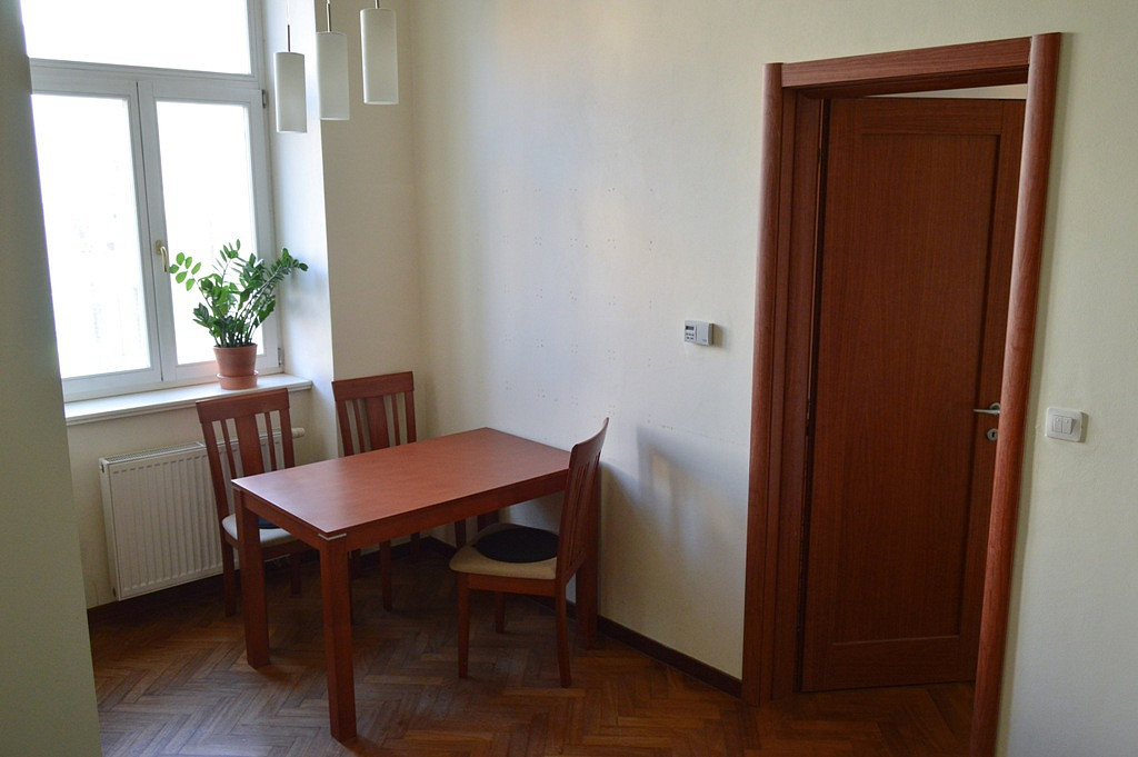 Pronájem bytu 2+kk 41 m² – fotografie 4