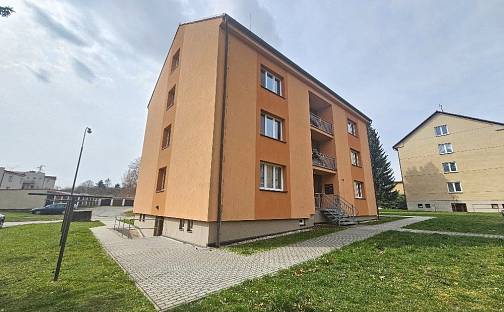 Prodej bytu 3+1 73 m², Nádražní, Pacov, okres Pelhřimov